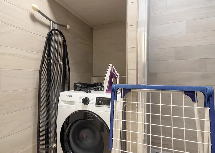 Peace And Comfort Near Center With Balcony, 500mb Wifi Daire