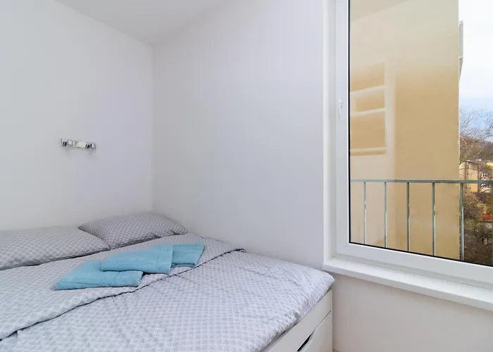 Daire Peace And Comfort Near Center With Balcony, 500mb Wifi